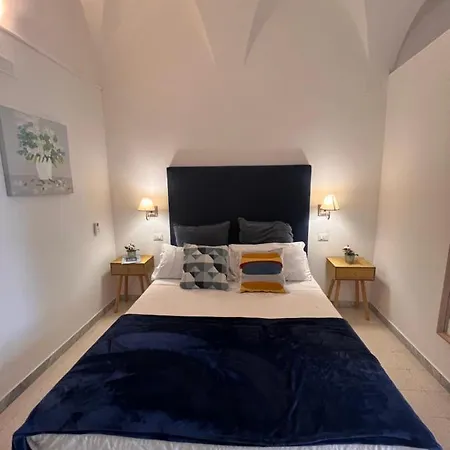 Il Chiostro Massa Lubrense