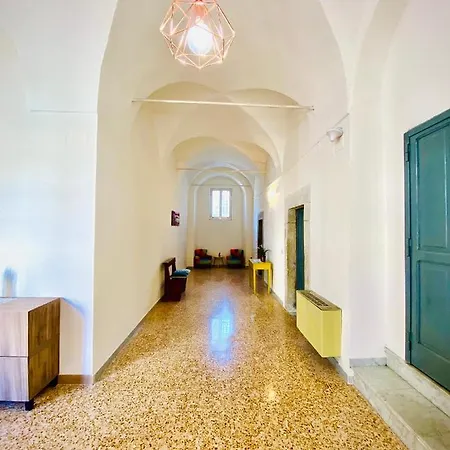 Couette-café Relais Il Chiostro 3*