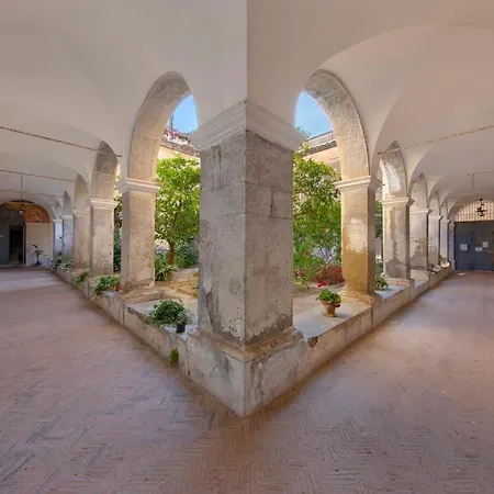 Relais Il Chiostro Couette-café Massa Lubrense