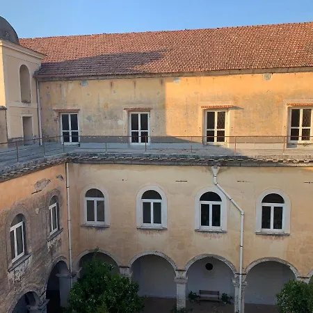 Bed & Breakfast Relais Il Chiostro Historic Courtyard & Panoramic Terrace Near Sorrento Massa Lubrense