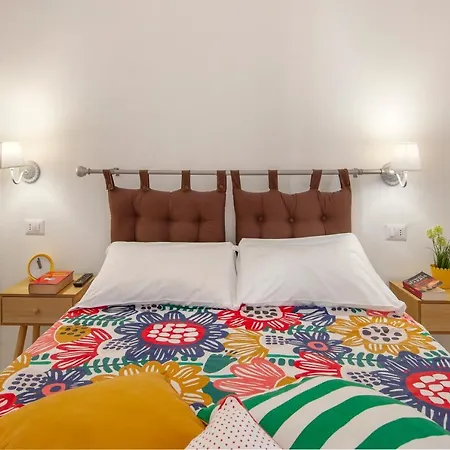Bed & Breakfast Relais Il Chiostro Historic Courtyard & Panoramic Terrace Near Sorrento