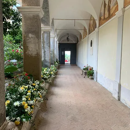 Bed & Breakfast Relais Il Chiostro Historic Courtyard & Panoramic Terrace Near Sorrento Massa Lubrense