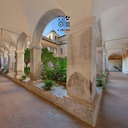 Relais Il Chiostro Historic Courtyard & Panoramic Terrace Near Sorrento