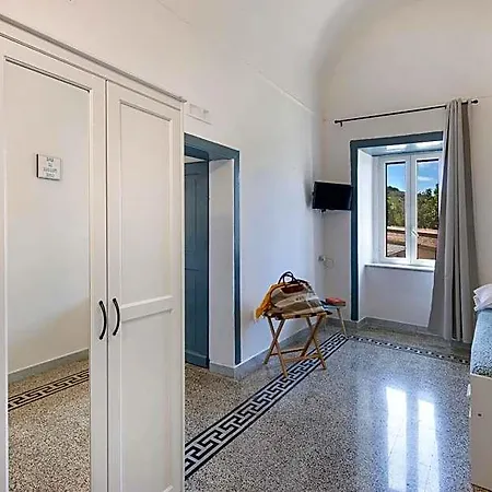 Relais Il Chiostro Historic Courtyard & Panoramic Terrace Near Sorrento Massa Lubrense